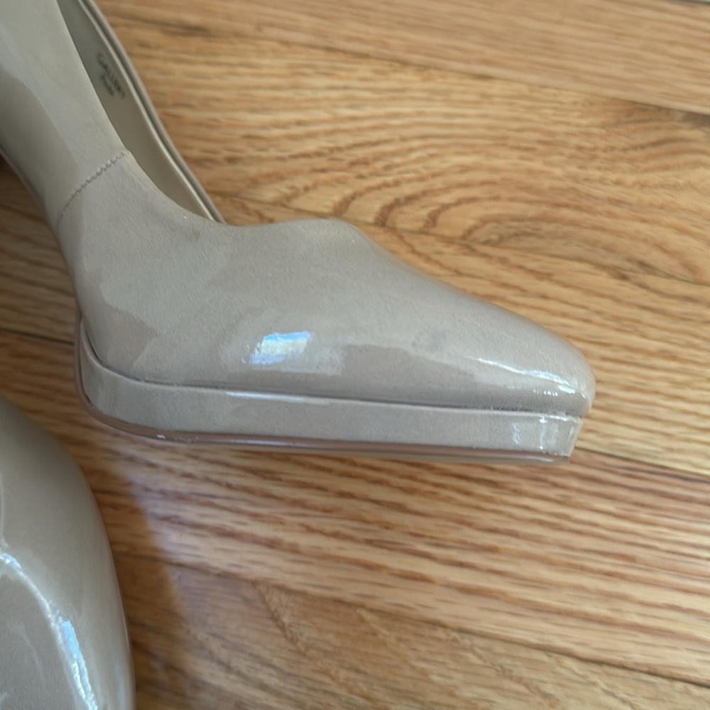 New- Women Tahari Tan Platform Pumps Size 7.5 - Picture 11 of 12